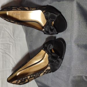 Fioni kitten heels